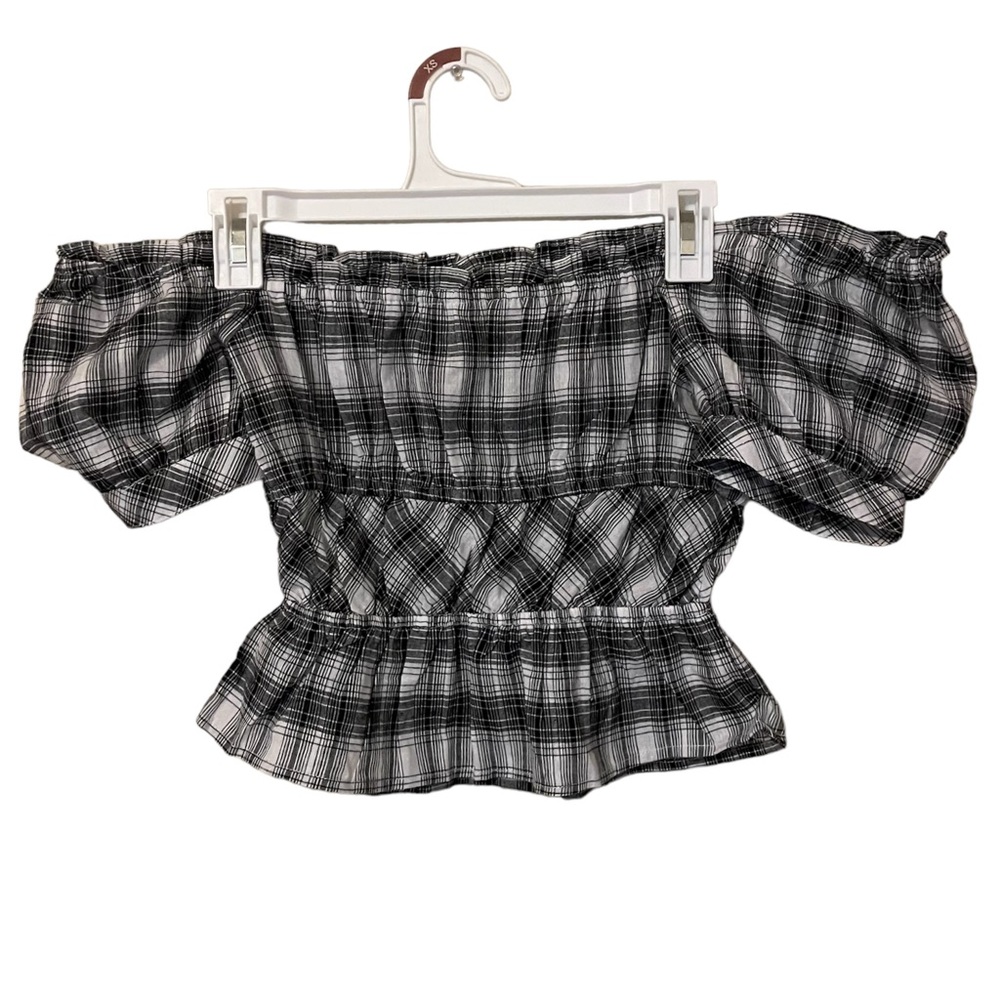 black and white shoulder top